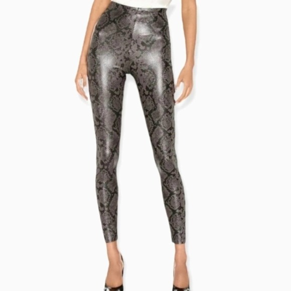 7 For all Mankind Snakeskin Skinny Leggings Size Medium NWT - Picture 2 of 6
